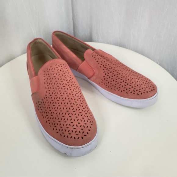 VIONIC Suede Kani Slip On Shoes - Picture 4 of 16